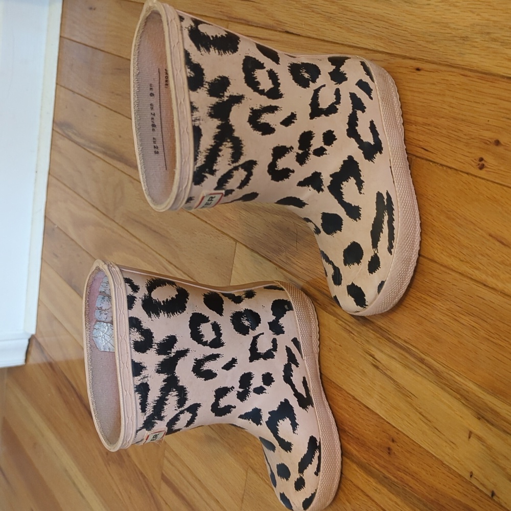 Size 6 Hunter Boots